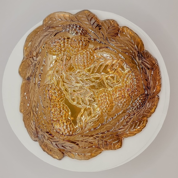 Indiana Carnival Glass Loganberry Bowl - Picture 6 of 10